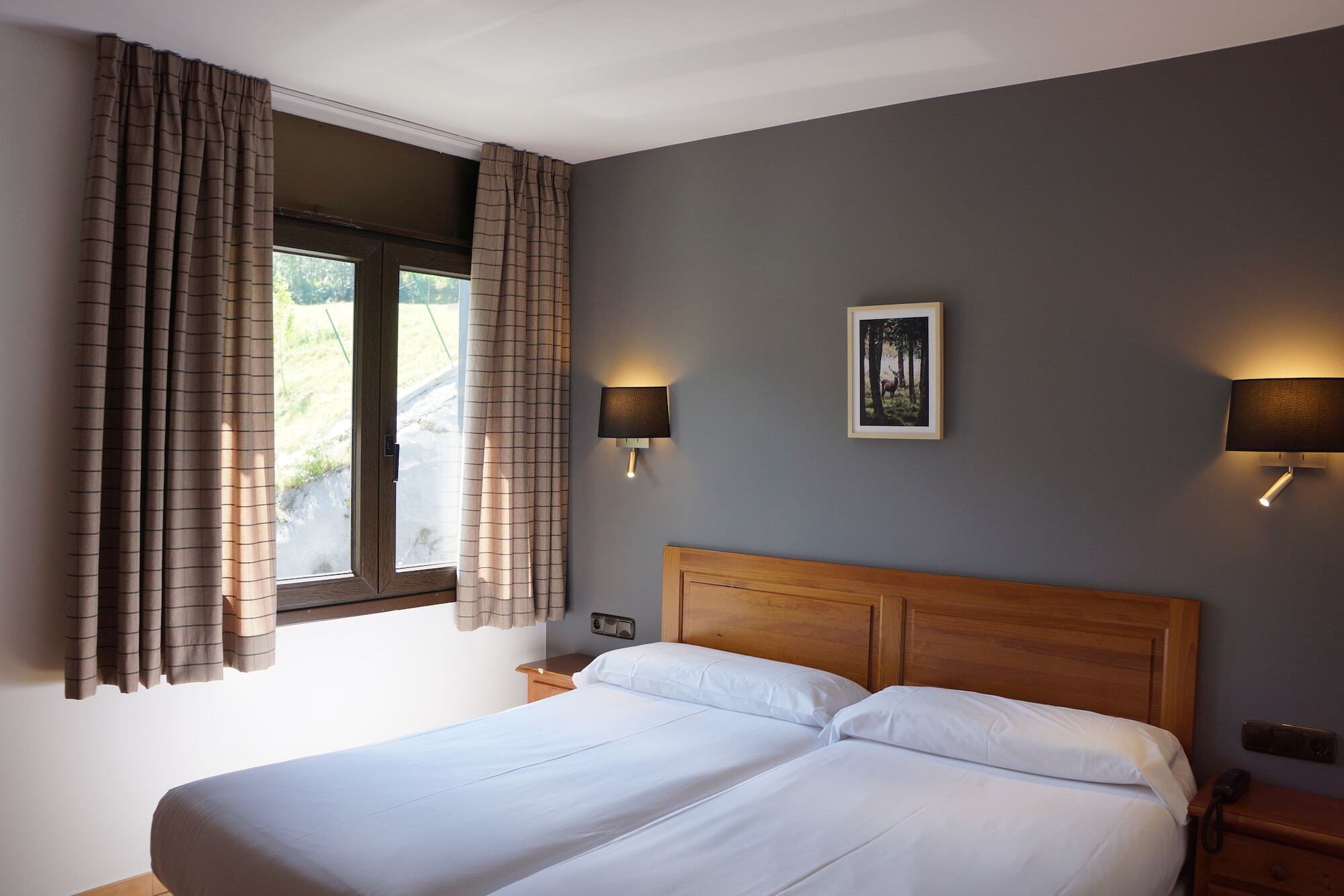 Hotel Arbella Ordino Bagian luar foto